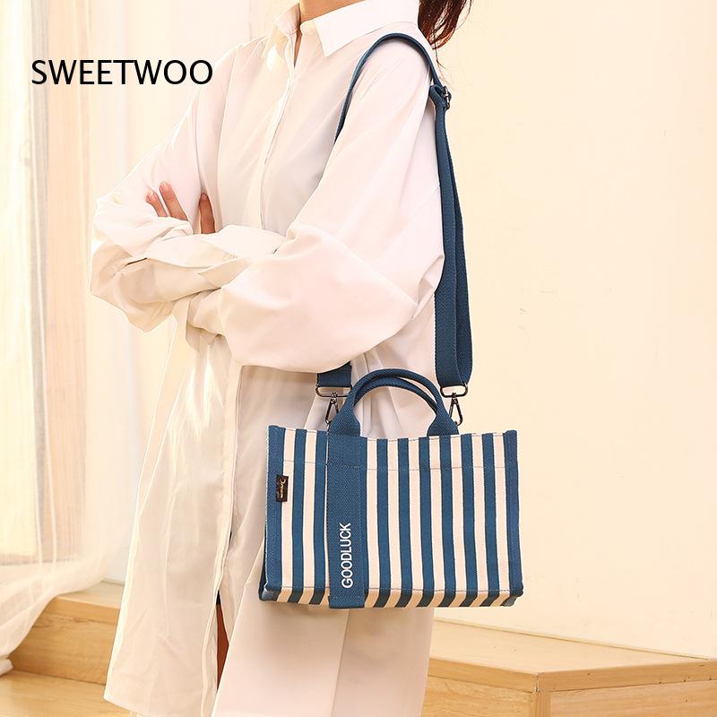 Women Hand Bags For Office - حقيبة يد صغيرة من القماش بخطوط