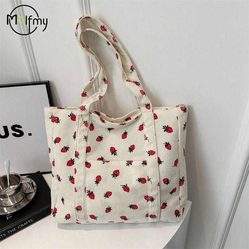 Women Bags White - سروال قصير حقيبة يد الفراولة حقيبة