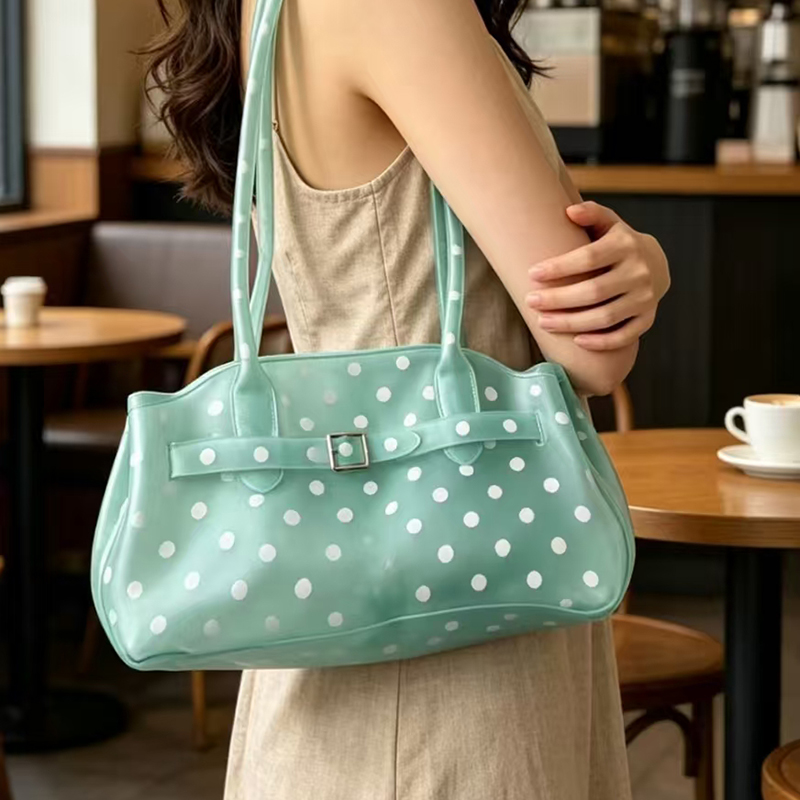 Jelly Bag Clear Pvc - حقيبة يد شفافة من البولي فينيل