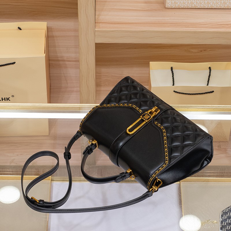 حقيبة يد نسائية ذات علامة تجار - مراجعة Women Bags High End Brands وسعره