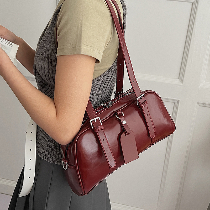 حقيبة بوسطن نسائية من الجلد ال - مراجعة Women Bags For Airport وسعره