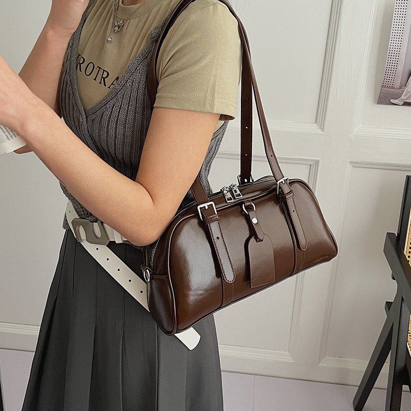 حقيبة بوسطن نسائية من الجلد ال - مراجعة Women Bags For Airport وسعره