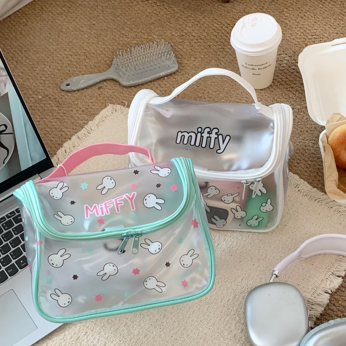حقيبة مستحضرات تجميل شفافة من  - مراجعة Jelly Bag Clear Pvc وسعره