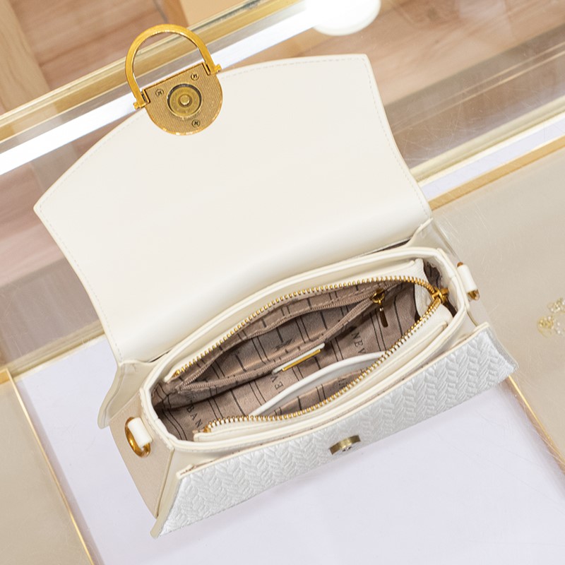 حقيبة يد خفيفة ماركة فاخرة للن - مراجعة Women Bags High End Brands وسعره