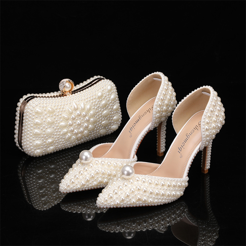 مجموعة حقيبة وأحذية للنساء أحذ - مراجعة Women Bags White وسعره