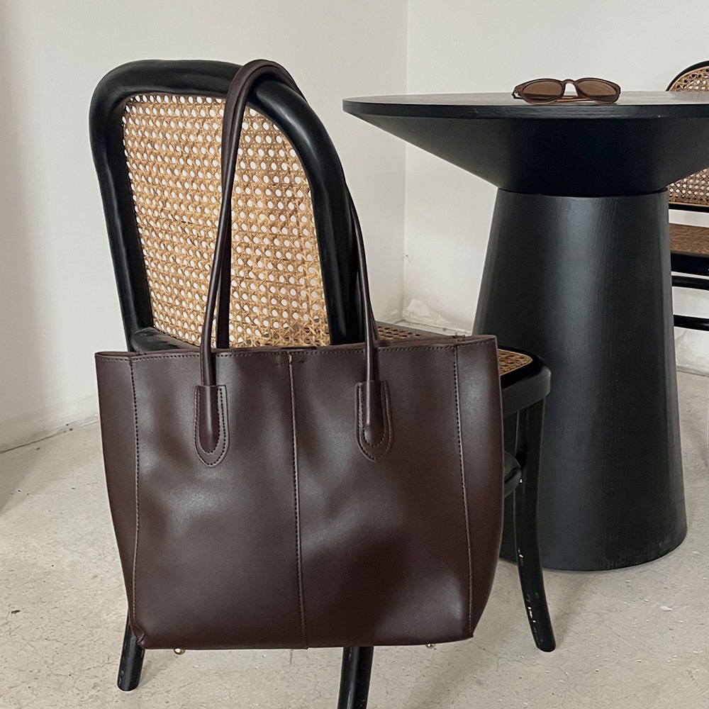 CGCBAG مصمم الأزياء الفاخرة ال - مراجعة Women Bags For Airport وسعره