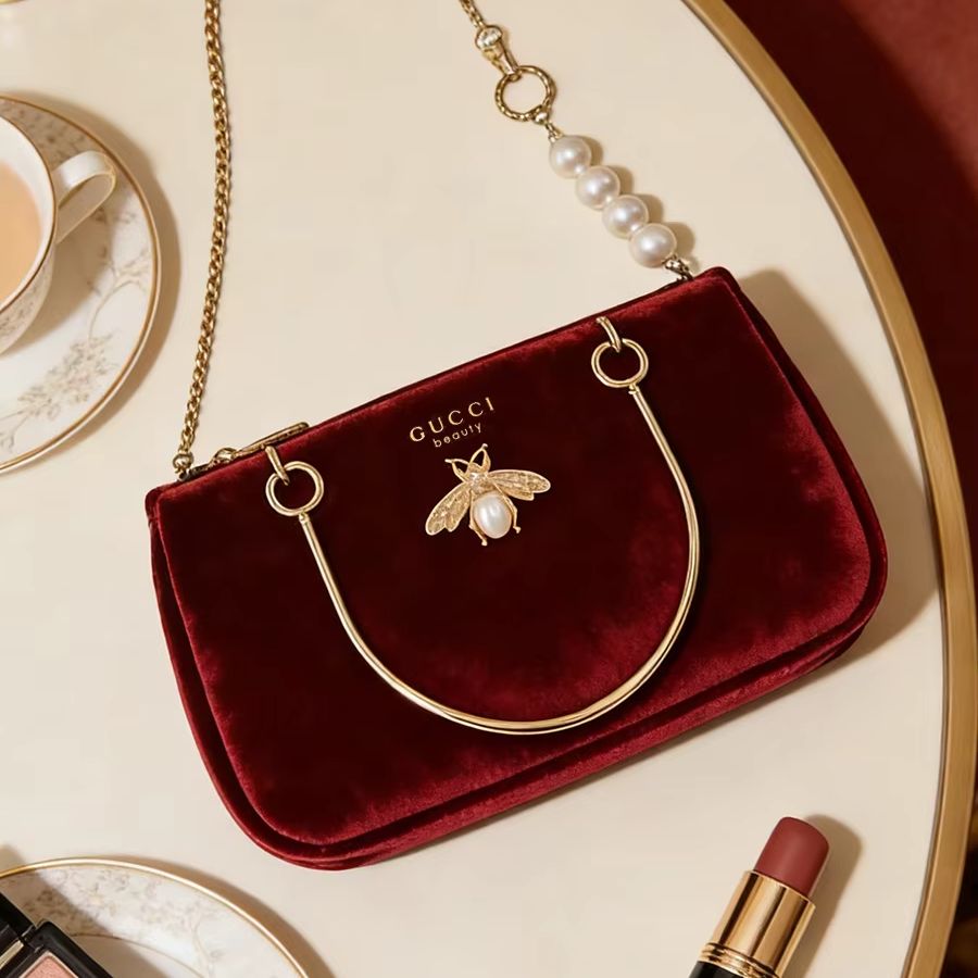حقيبة نسائية من غوتشي متوسطة ا - مراجعة Women Bags Gucci وسعره