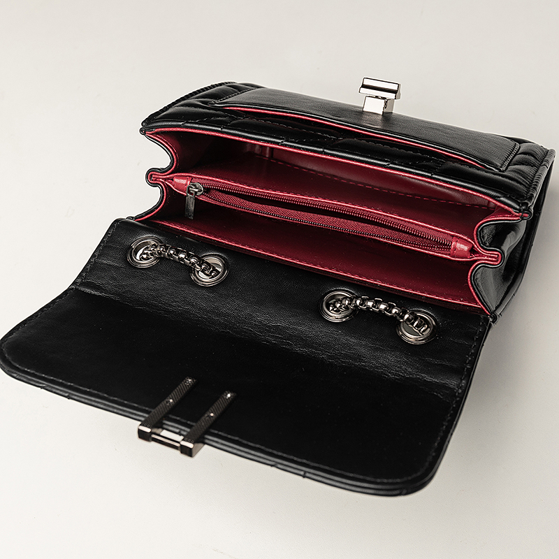 حقيبة مربعة كلاسيكية مبطنة، حق - مراجعة Women Bags Ysl وسعره