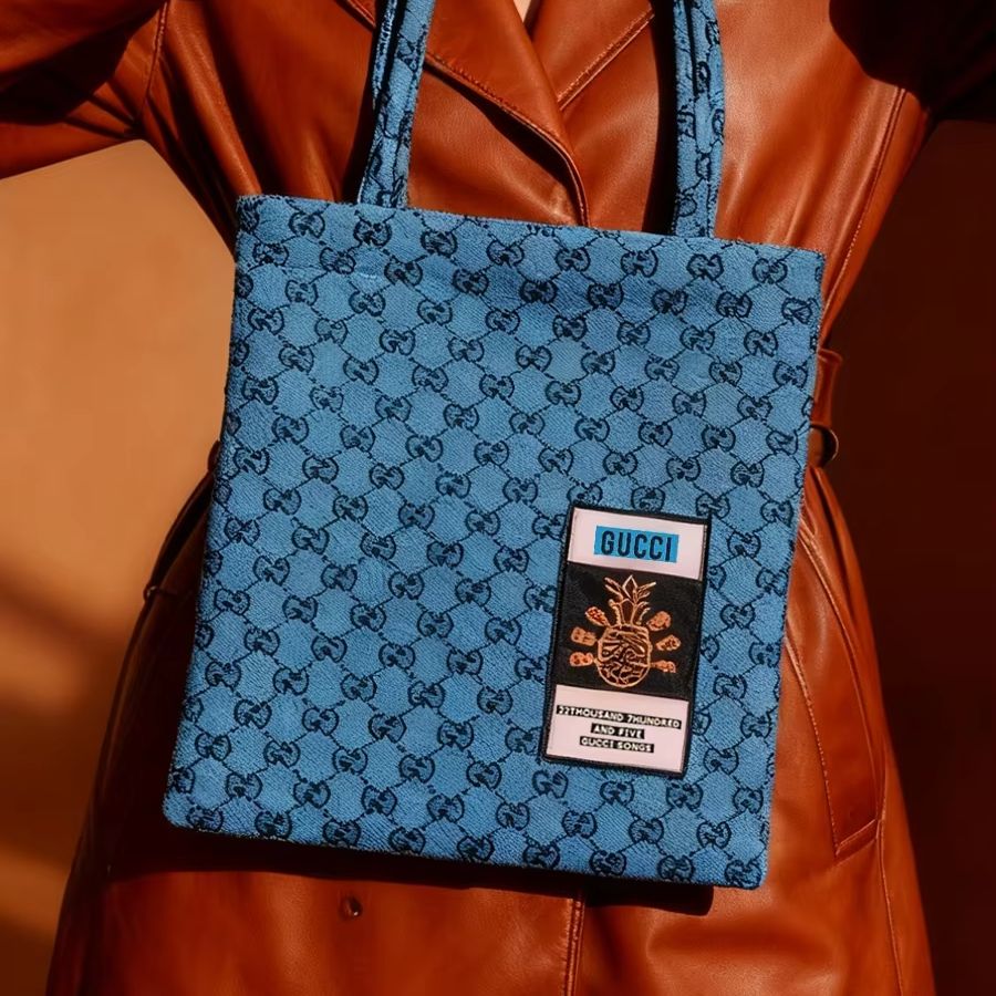 حقيبة GUCCI نسائية من القماش،  - مراجعة Women Bags Gucci وسعره