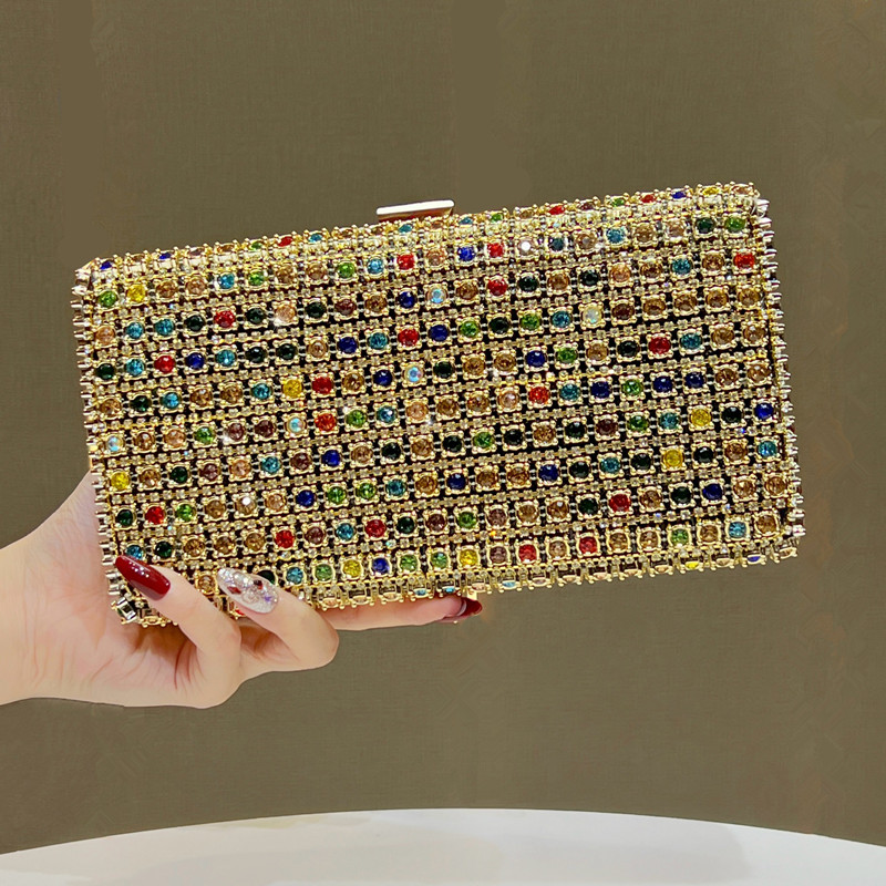 حقيبة سهرة نسائية فاخرة مرصعة  - مراجعة Women Bags High End Brands وسعره