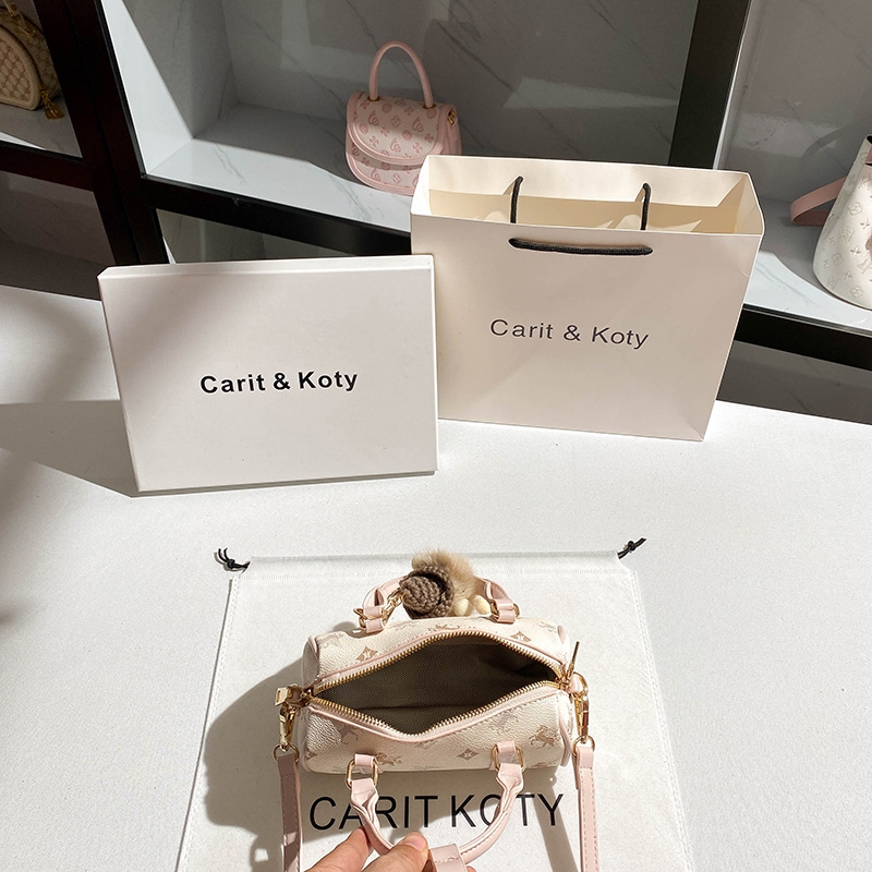 حقيبة حفاضات أنيقة وفاخرة للنس - مراجعة Women Bags High End Brands وسعره