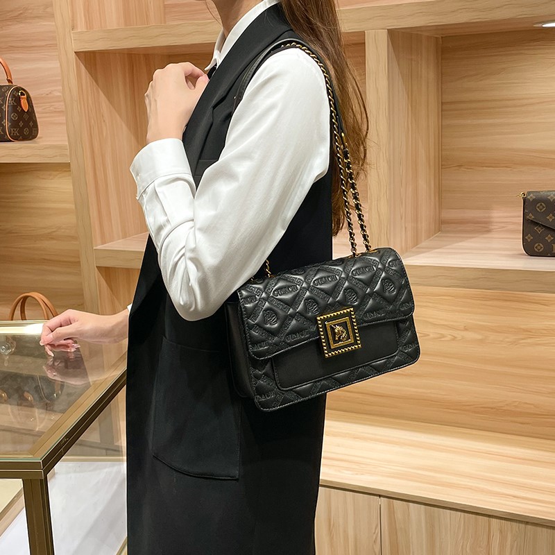 حقيبة نسائية ماركة 2025 لخريف  - مراجعة Women Bags High End Brands وسعره