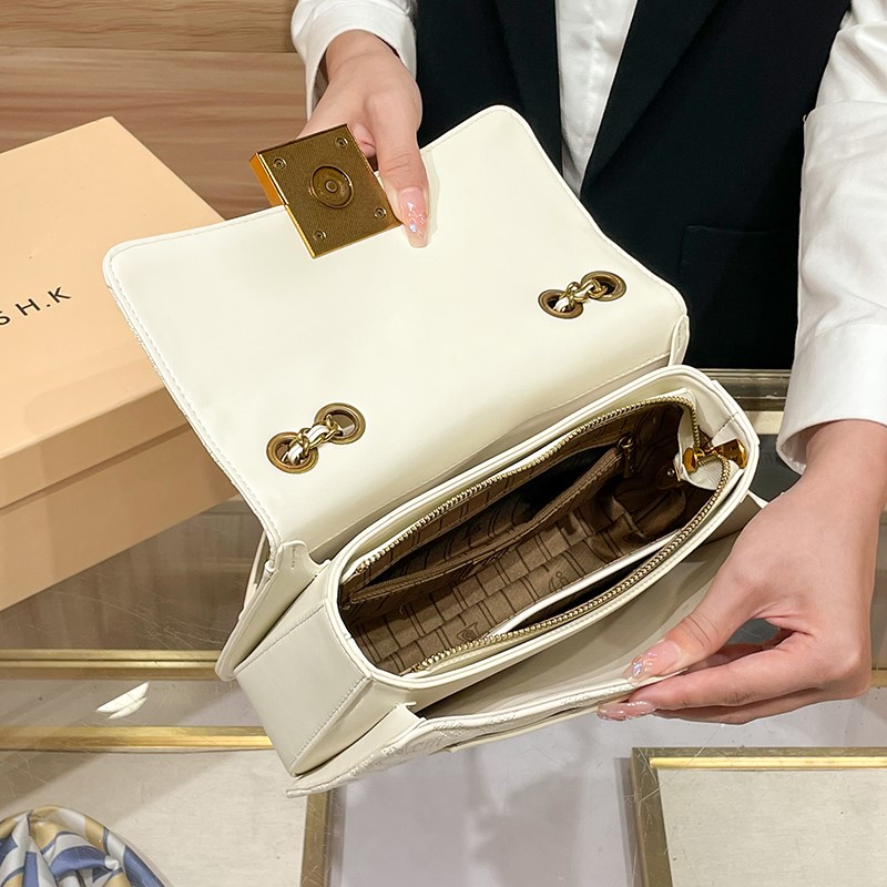حقيبة نسائية ماركة 2025 لخريف  - مراجعة Women Bags High End Brands وسعره