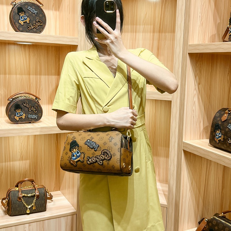 حقيبة يد نسائية ذات علامة تجار - مراجعة Women Bags High End Brands وسعره
