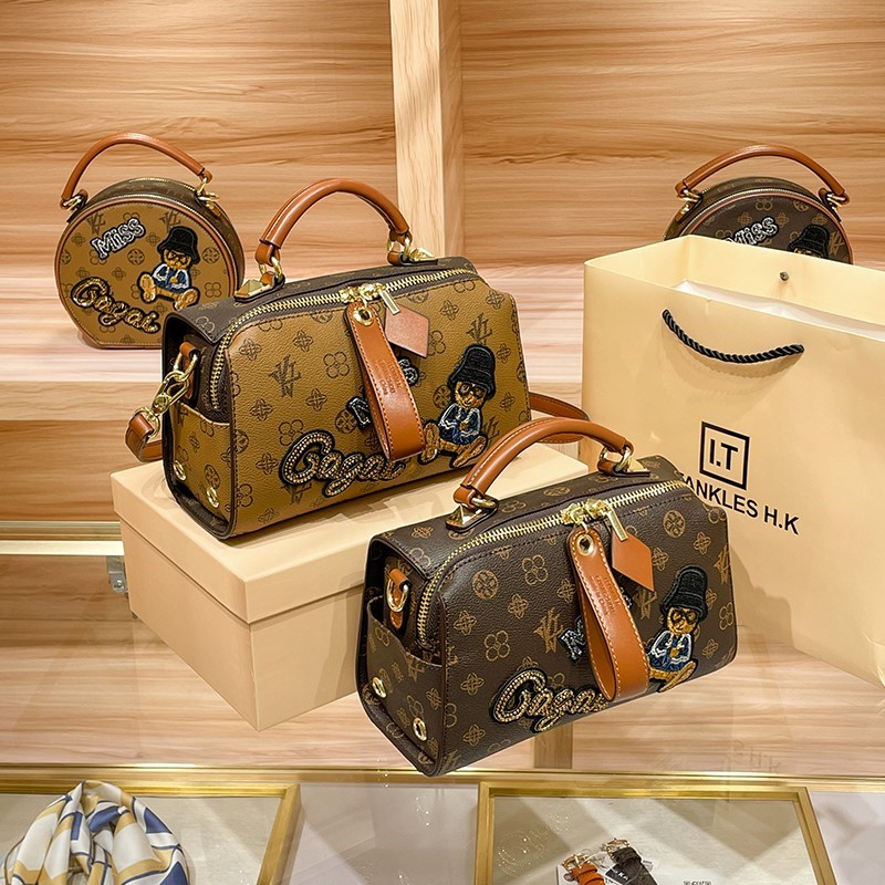 حقيبة يد نسائية ذات علامة تجار - مراجعة Women Bags High End Brands وسعره