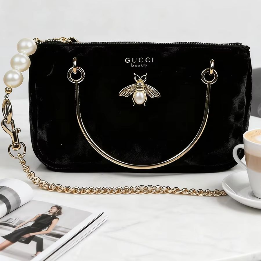 حقيبة نسائية من غوتشي باللون ا - مراجعة Women Bags Gucci وسعره