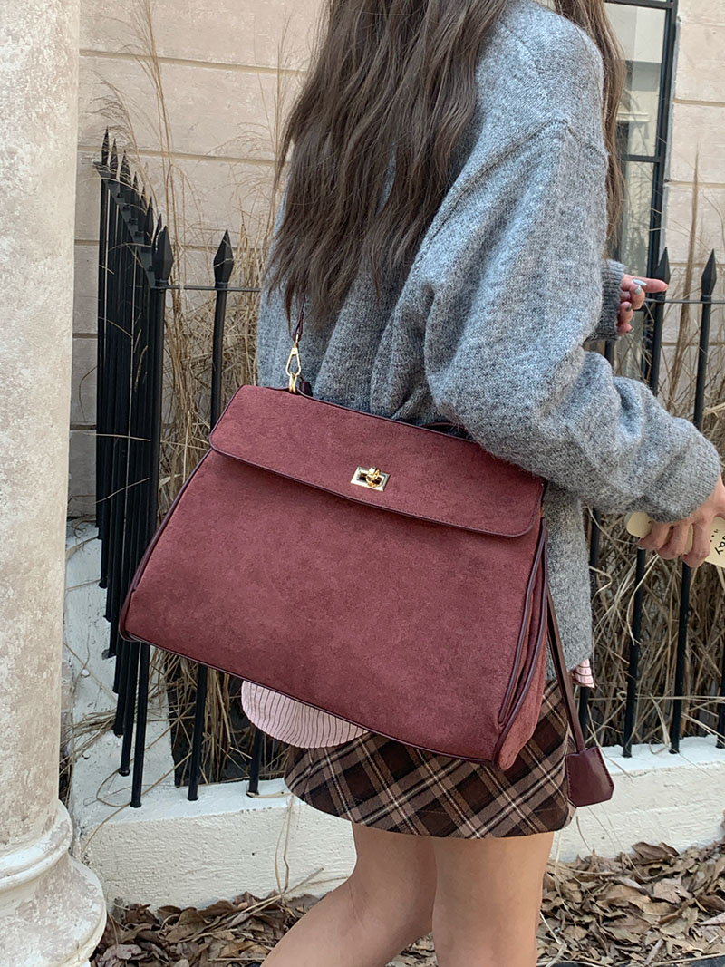 حقيبة يد نسائية من الجلد الصنا - مراجعة Women Bags For Airport وسعره