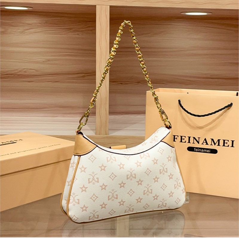 حقيبة نسائية فاخرة بسلسلة تحت  - مراجعة Women Bags High End Brands وسعره