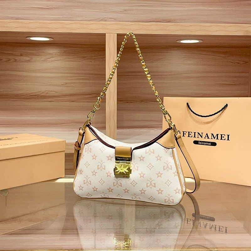 حقيبة نسائية فاخرة بسلسلة تحت  - مراجعة Women Bags High End Brands وسعره